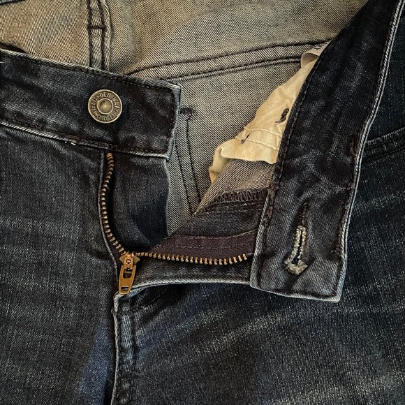 Old Navy Rock Star Jeans with Leather-like Highlight - size 6 - Picture 5 of 6